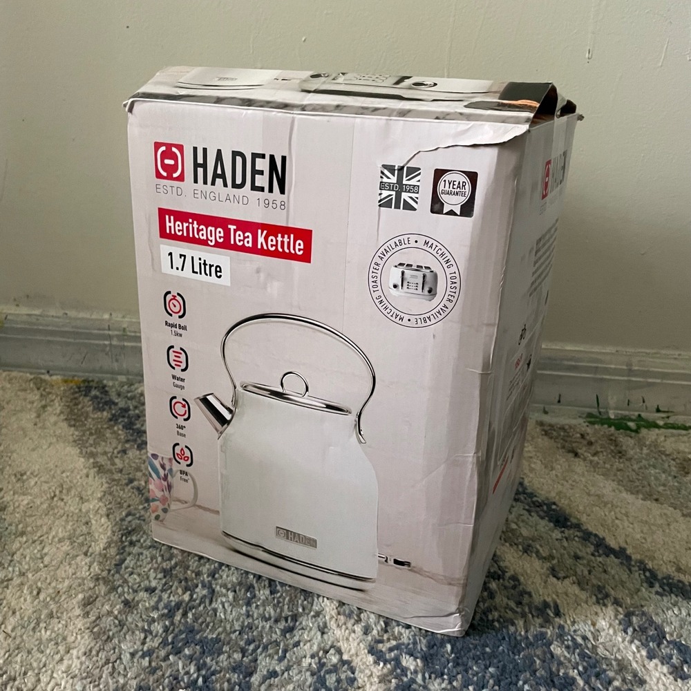 Haden Heritage 1.7L Electric Tea Kettle Ivory White Retro British Style 75004